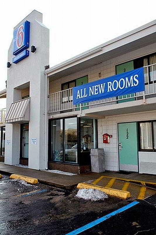 Motel 6 Boston South - 布伦特里 外观 照片