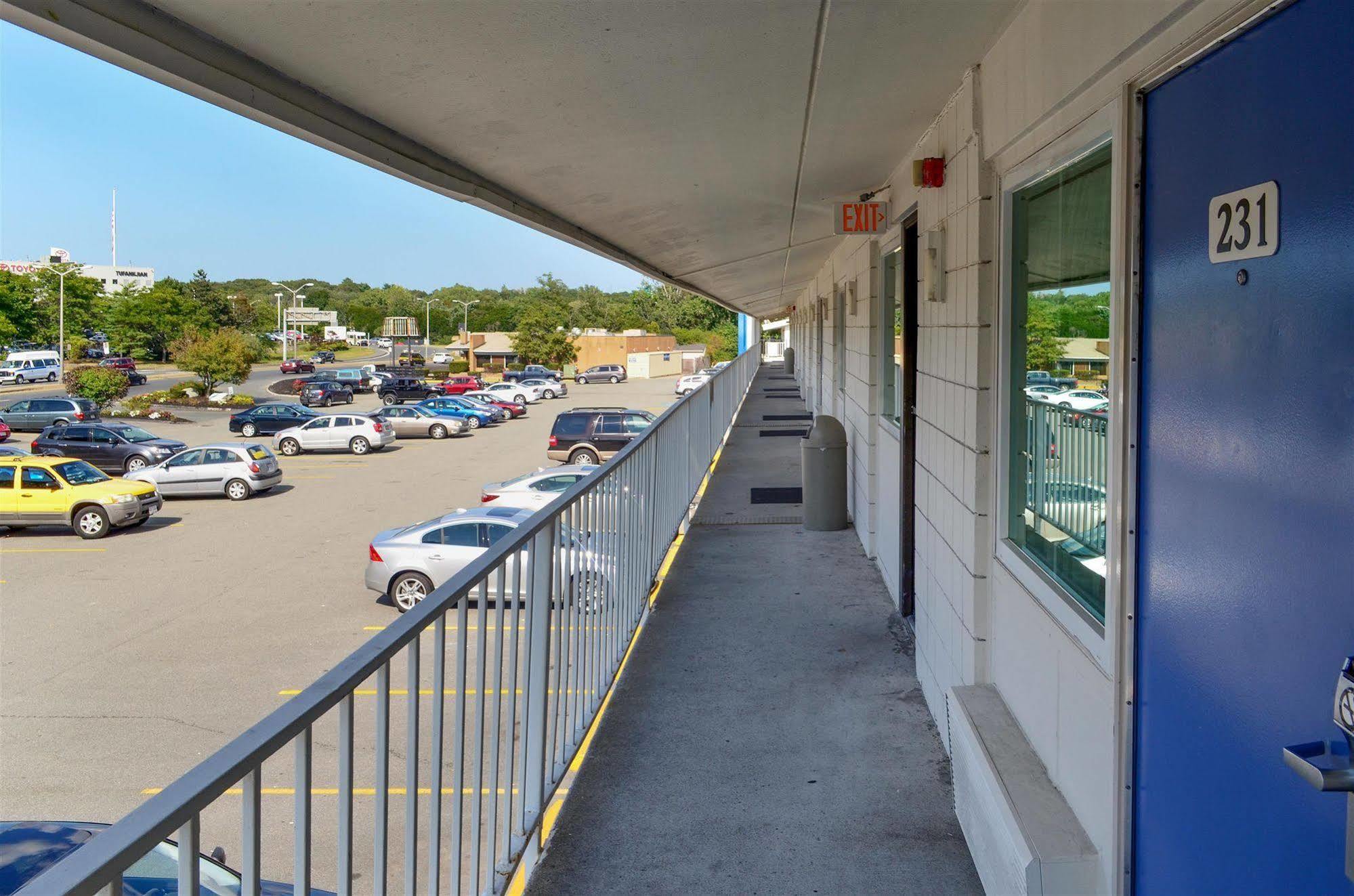 Motel 6 Boston South - 布伦特里 外观 照片