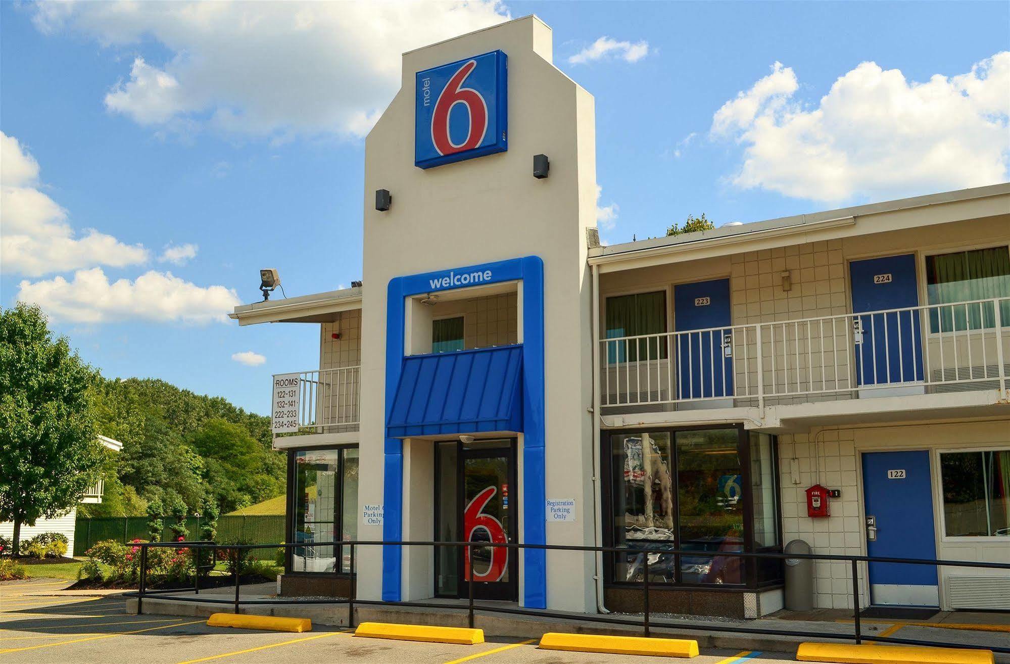 Motel 6 Boston South - 布伦特里 外观 照片